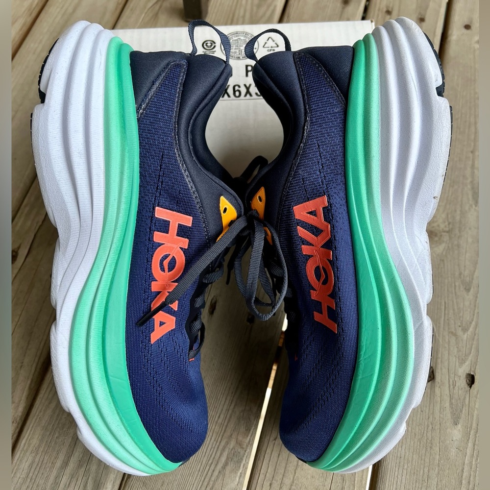 HOKA ONE ONE W Bondi 8. 9.5 Wide. Like New😮‍💨😮‍💨